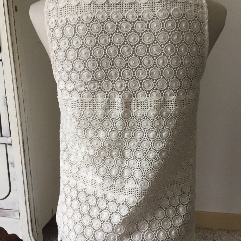 Lace top - Picture 2 of 4